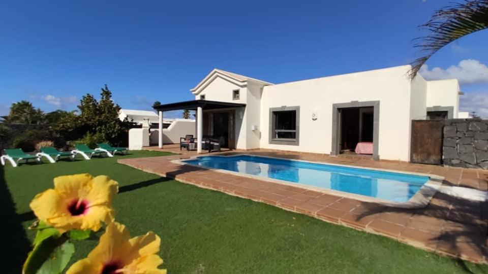 Villa Bol-Can Con Piscina Privada 普拉亚布兰卡 外观 照片